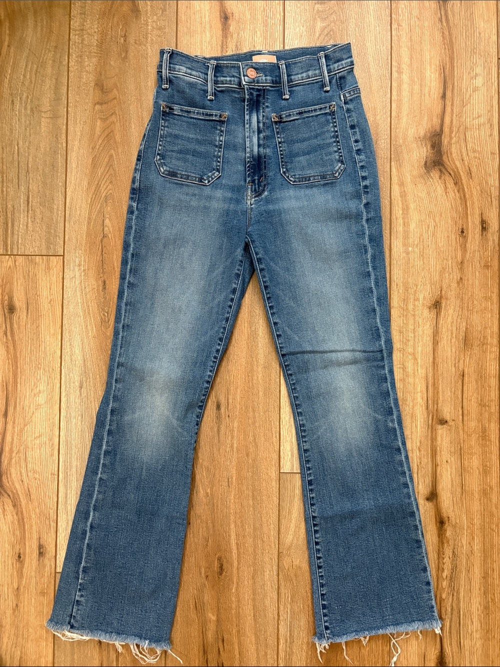 MOTHER The Hustler Patch Pocket Ankle Fray